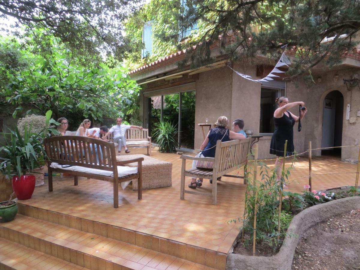 مبيت وإفطار لات Mas De L'Ermitage المظهر الخارجي الصورة